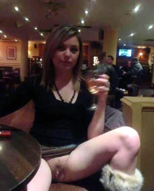 Flashing Pussy Photos of Girlfriend in Public Restaurant